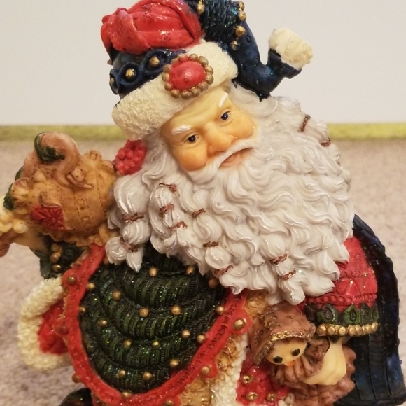 Santa Claus - Picture 2 of 2